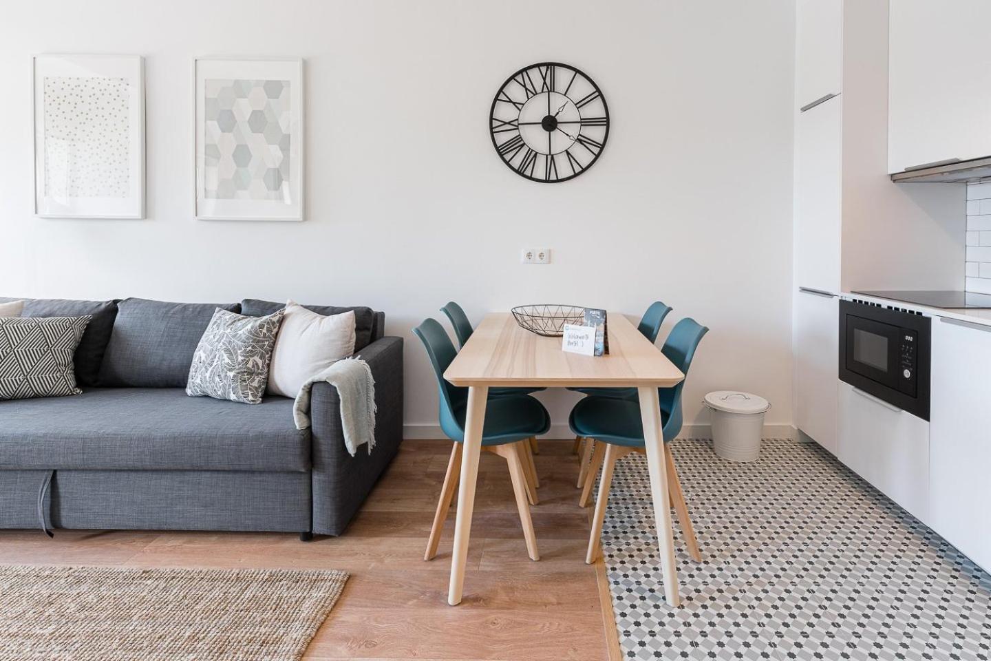 Guestready - City Retreat With A Balcony 포르투 외부 사진